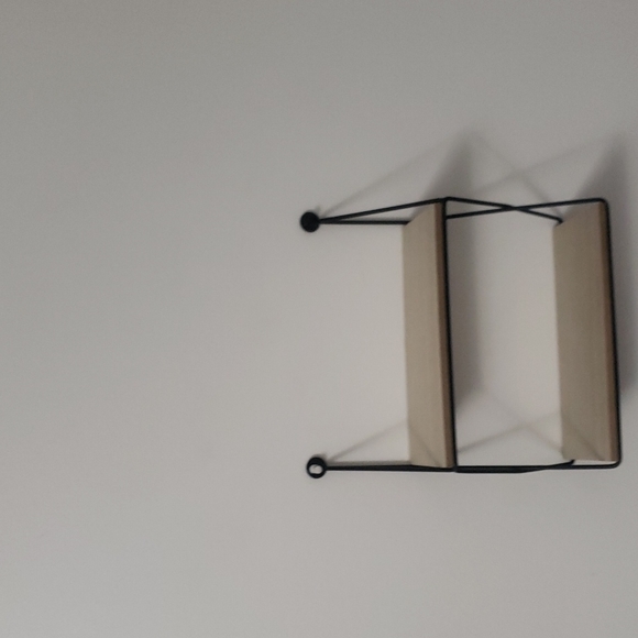 Shelf - Picture 1 of 1